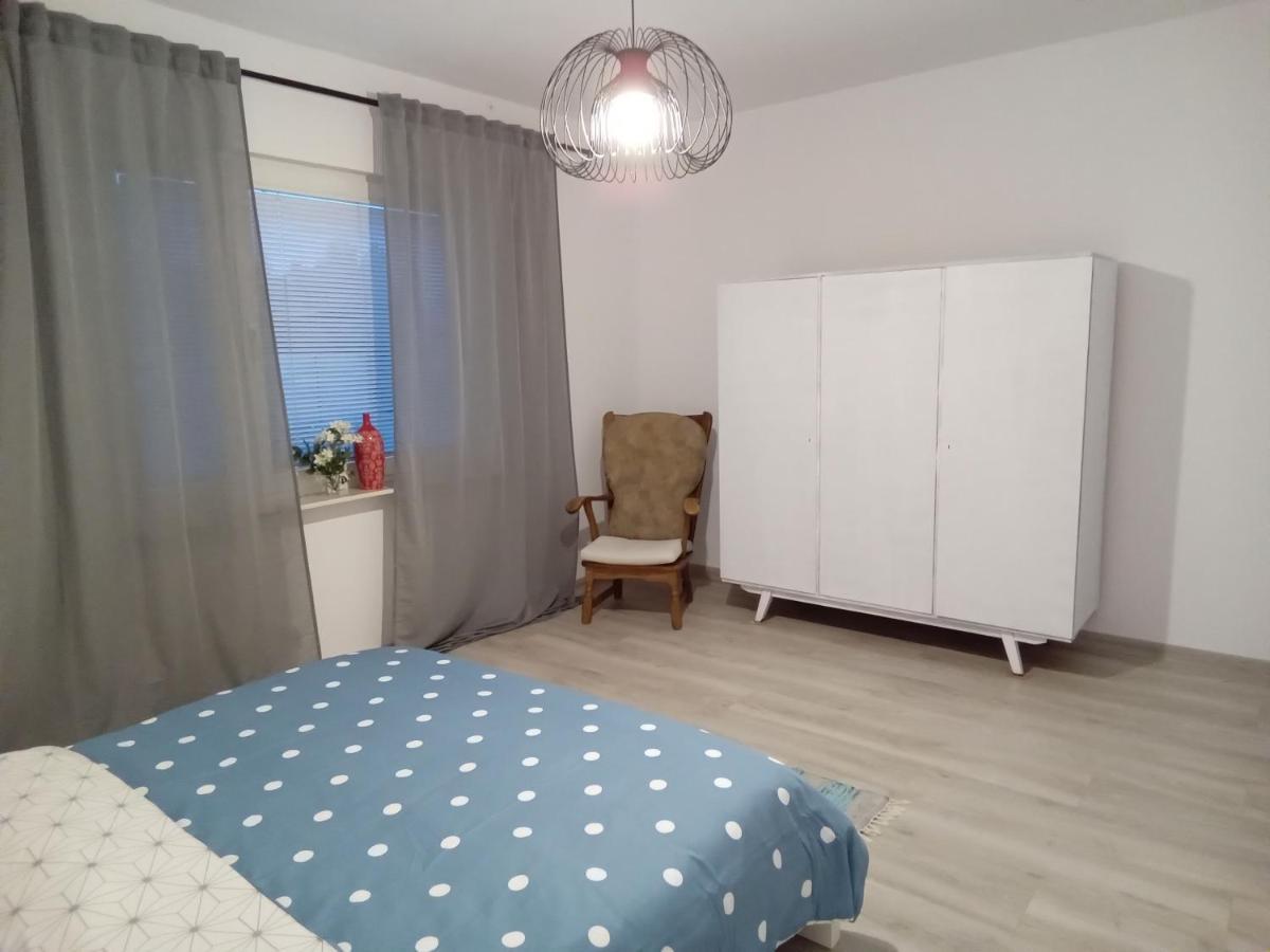 Domek U Kazi Sadowne Esterno foto